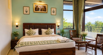 AASRA PARADISE HOTEL Room Type - Super Deluxe Room with Balcony | Mountain View AASRA PARADISE HOTEL Room Type - Super Deluxe Room with Balcony | Mountain View