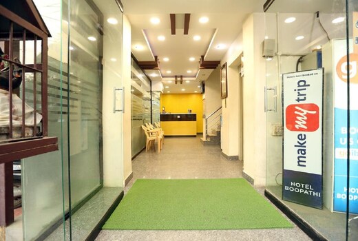 Hotel Boopathi International
