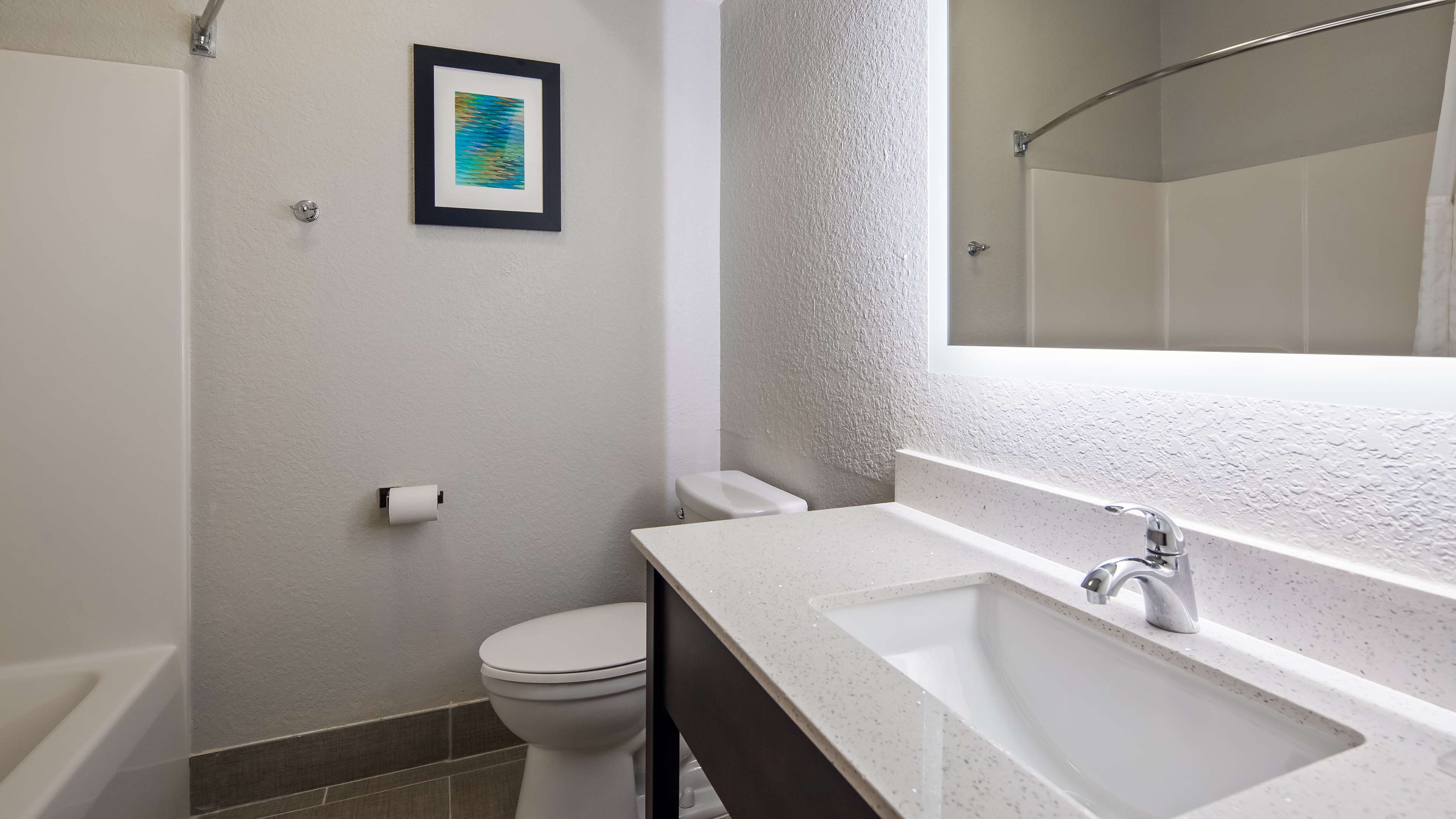 Best Western Shallotte / Ocean Isle Beach Hotel - Tap to explore photos