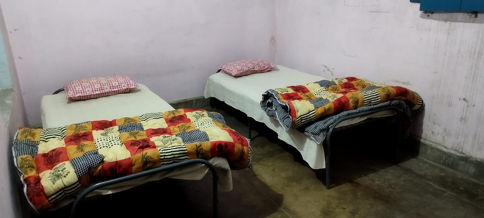 Prayagraj Homestay - Tap to explore photos