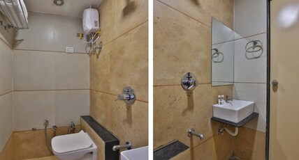 Hotel Acme Room Type - Deluxe Room with City View