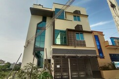 SSS Guest House TVM