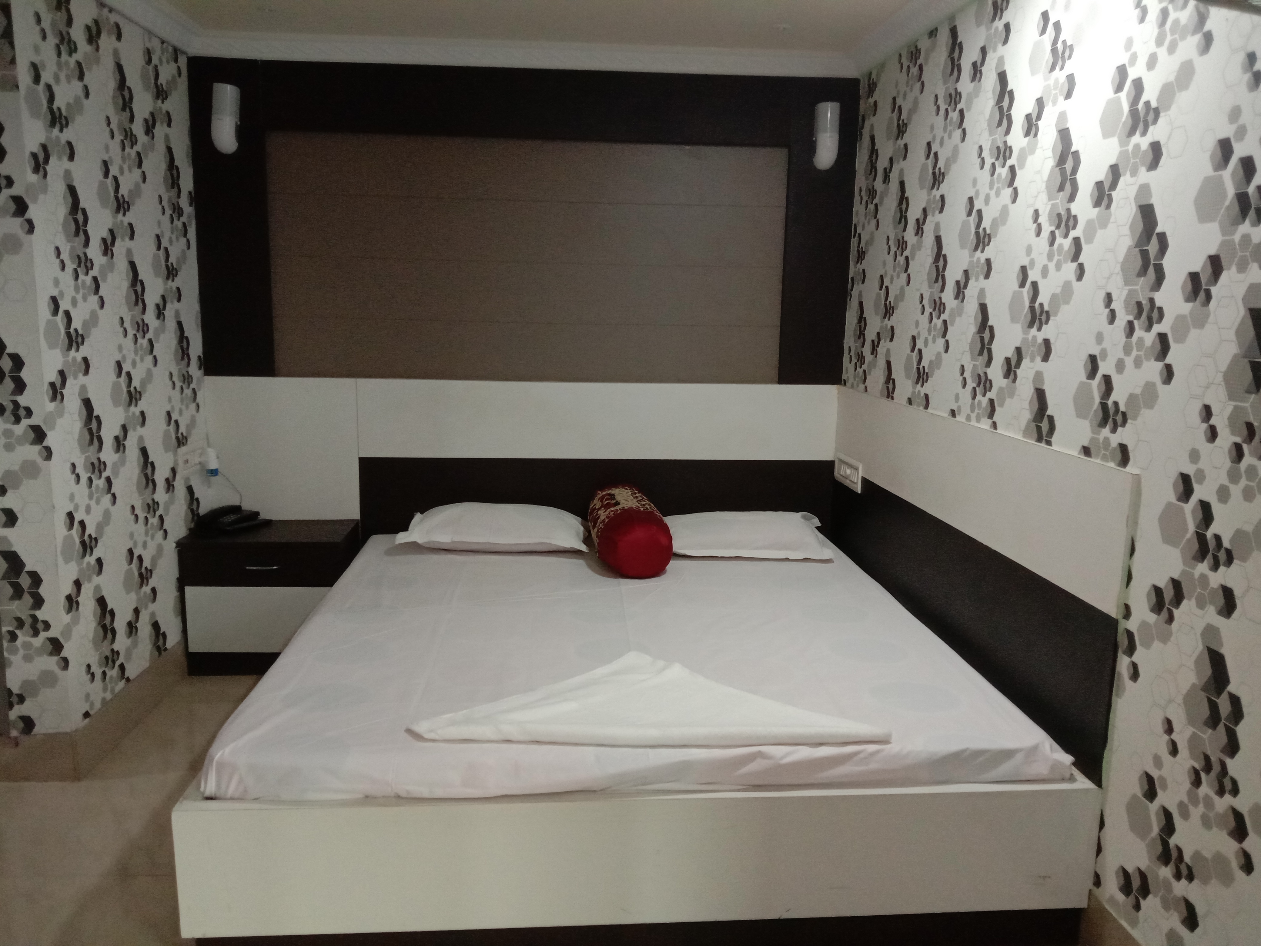 Hotel Ananya Residency - Tap to explore photos