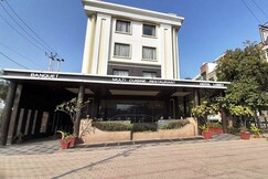 The Marque by Luxus Hotel