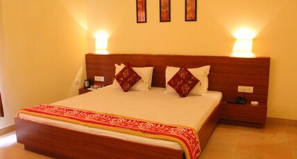 Hotel Garden Court Room Type - Semi Deluxe Room without AC