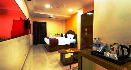 RamRaj Regency Room Type - DELUXE FAMILY ROOM AC