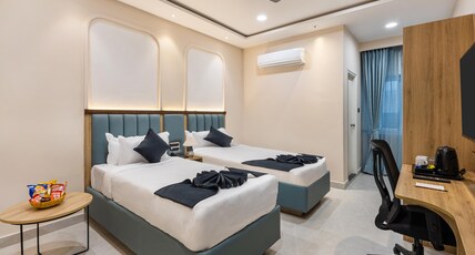Monday Hotels & Suites Madhapur Room Type - Deluxe Room