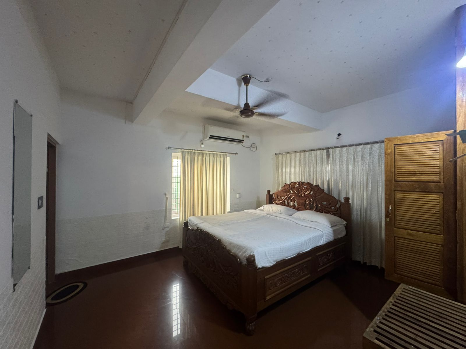 Avalon Homestay - Tap to explore photos