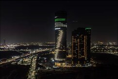 Cozy Vibess Evening Stay At Supernova Noida
