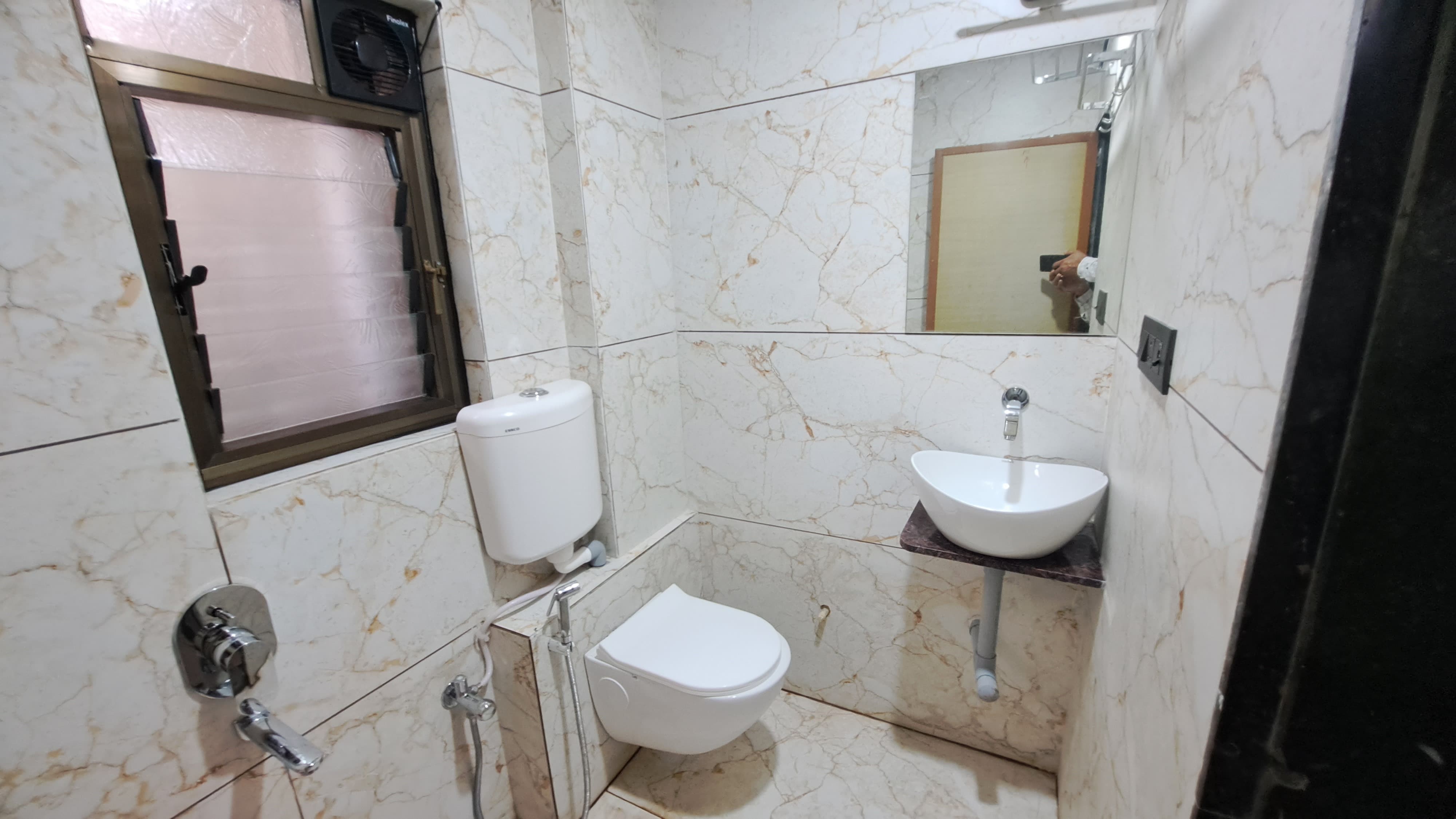 Hotel Dhruv Palace - Tap to explore photos