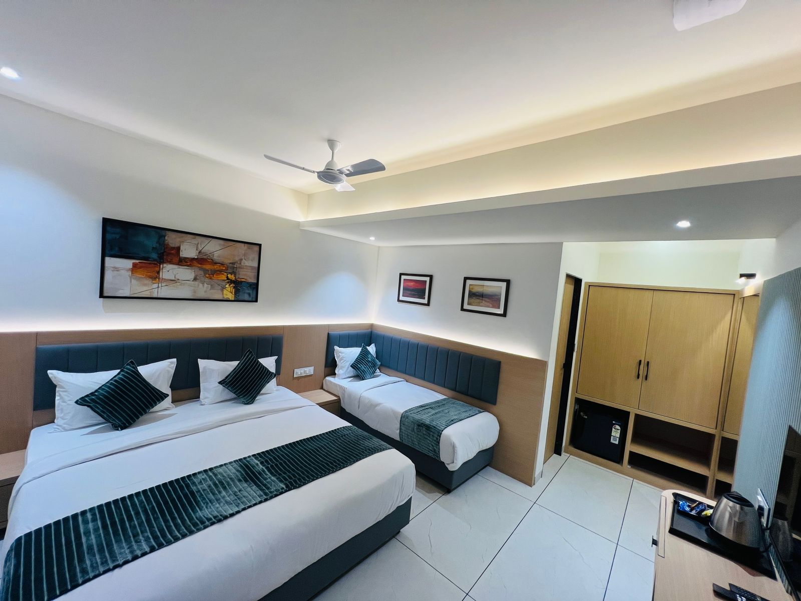 Hotel Hemal Garden Diu - Tap to explore photos