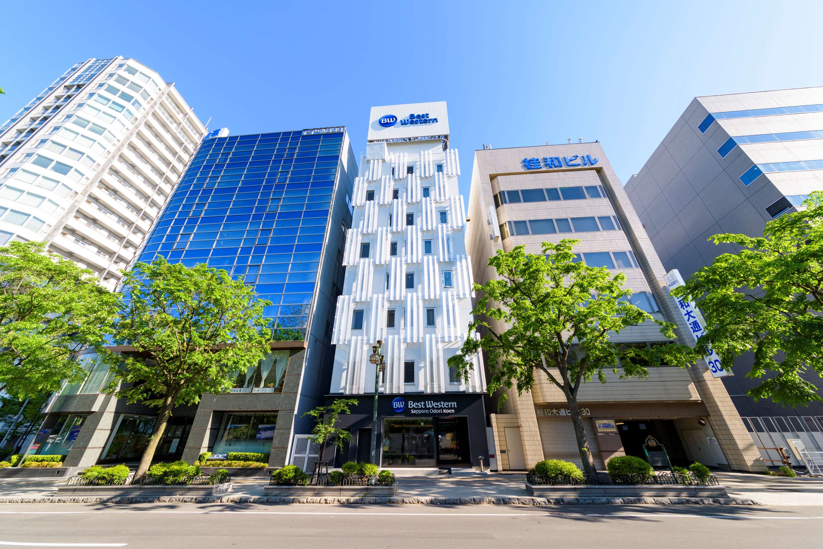 Best Western Sapporo Odori Koen - Tap to explore photos