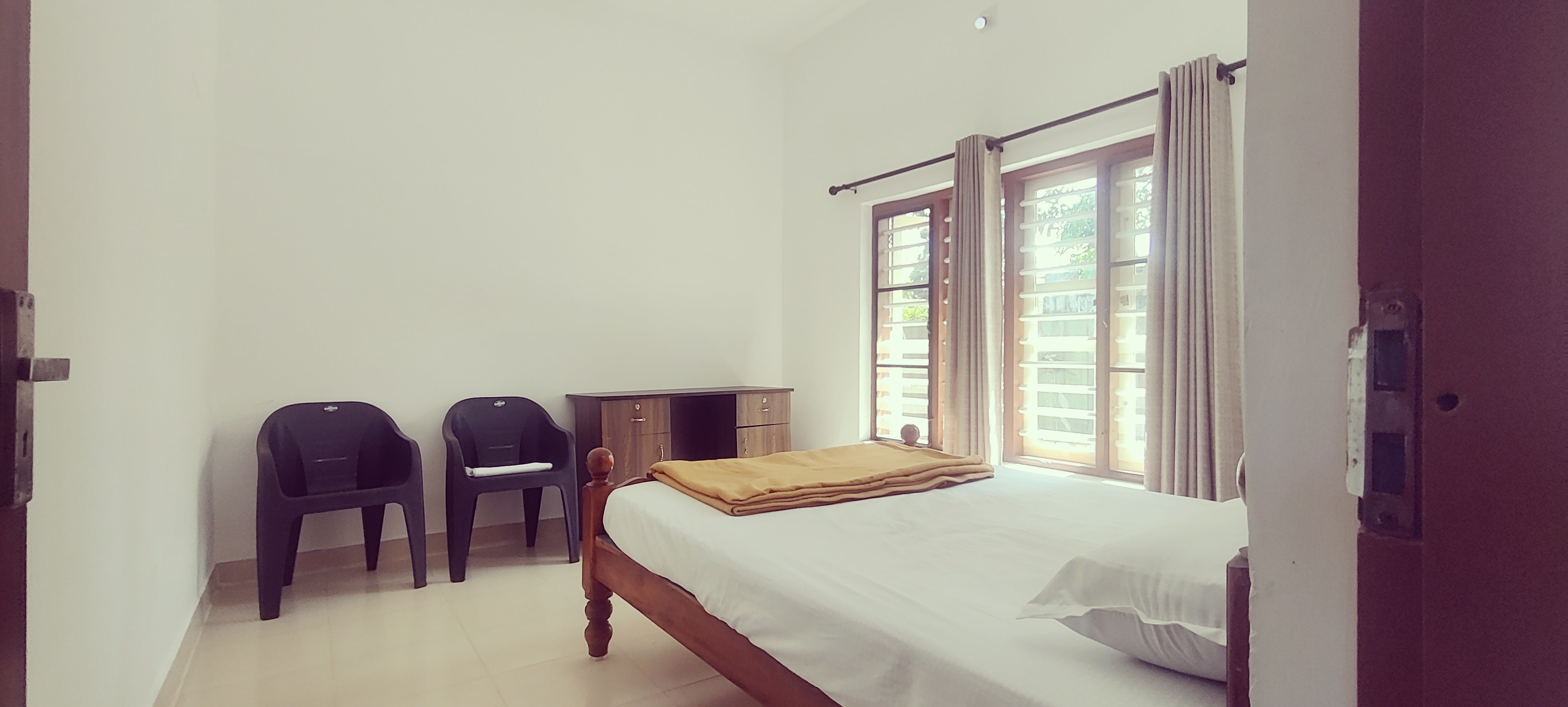 Nature's View Villa | Tea Plantation View - Tap to explore photos