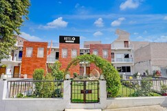 Hotel O Rakabganj Crossway Ayodhya Formerly Ramaland Homestay