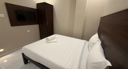 MRM RESIDENCY, VADAKOVAI Room Type - Deluxe AC