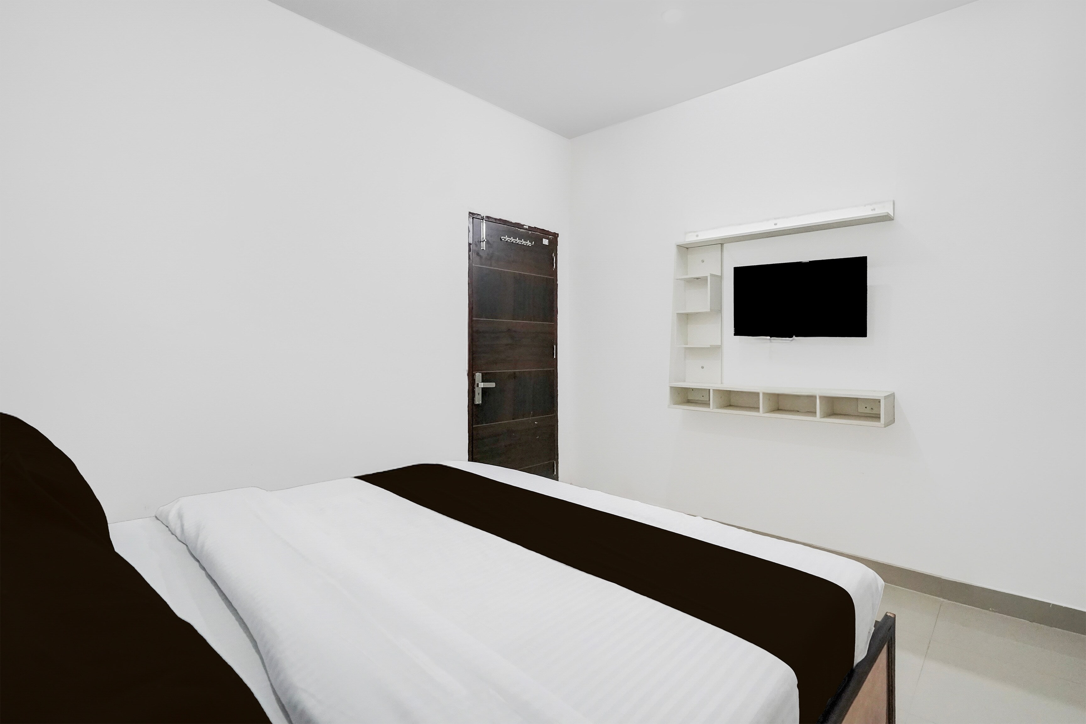 Hotel O Sushant Hotels - Tap to explore photos
