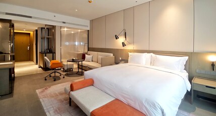 Crowne Plaza LANZHOU NEW AREA Room Type - 1 King Standard High Floor