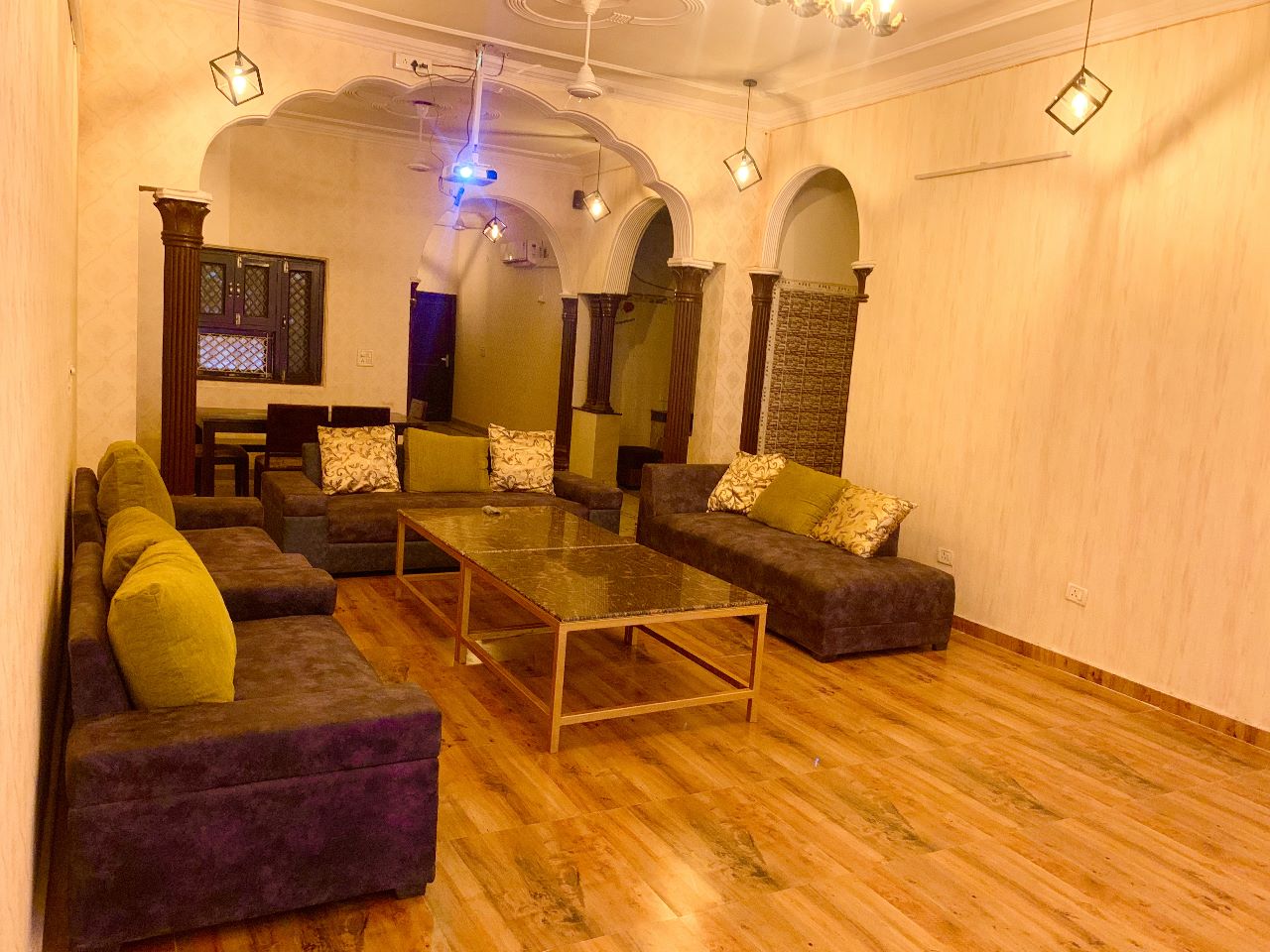 Instay 7 |Relax 3bhk Big Theater Screen - Tap to explore photos