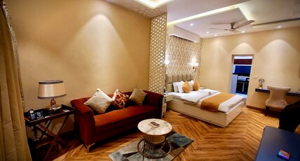 Victorian Elegance Luxury Stays Room Type - Skyline Luxe 2BHK Penthouse • Pvt Rooftop Garden