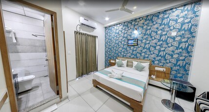 Hotel Shivay International Room Type - PREMIUM ROOM WITH BALCONY
