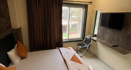 Hotel Grand Bella Room Type - Deluxe Room