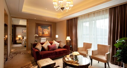 Hilton Xian Room Type - KING DELUXE SUITE