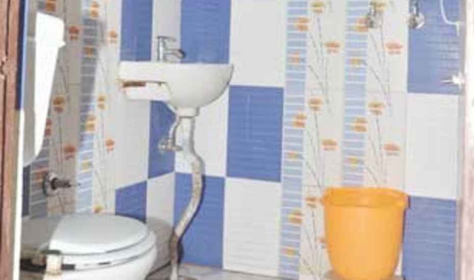 Hotel Khazan - Tap to explore photos