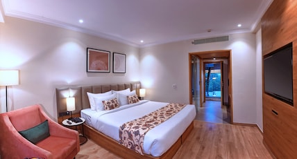 Royale Sarovar Portico Agra Room Type - Room with Complimentary Beer & 1 Veg Platter Royale Sarovar Portico Agra Room Type - Room with Complimentary Beer & 1 Veg Platter