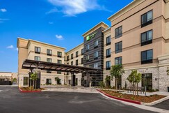 Holiday Inn Hotel & Suites Silicon Valley - Milpitas