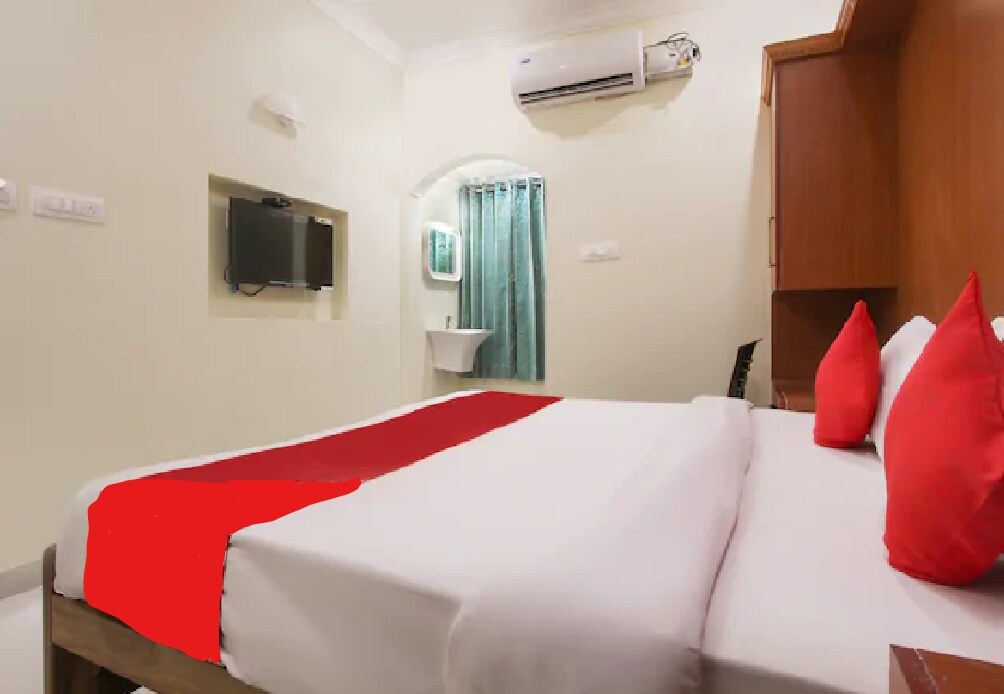 Aranmagan Residency - Tap to explore photos