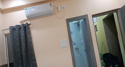 HOTEL SHREE VINAYAK PALACE Room Type - Standard AC Room
