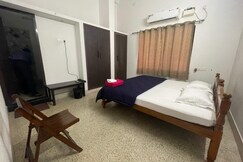 Summer House Dsilva Budget AC Room