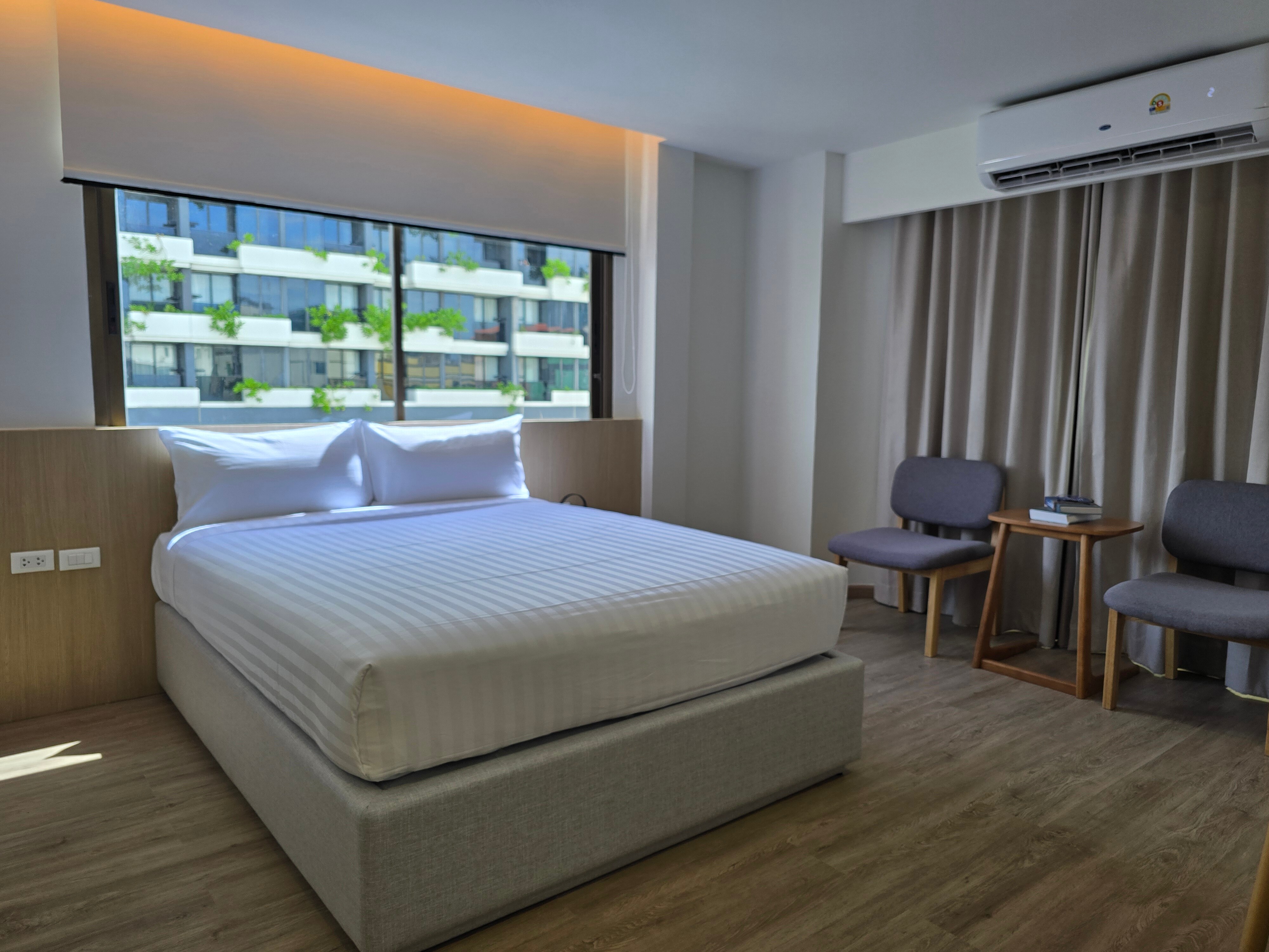 House Hotel Pattaya Sai3 - Tap to explore photos
