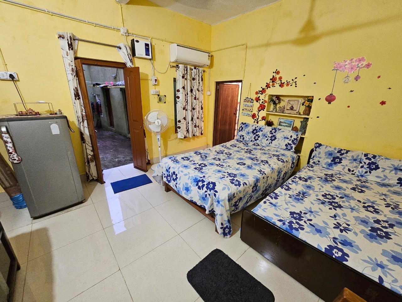 Jaga House Near Puri Mandir 500M - Tap to explore photos