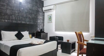 Olive Eva Room Type - Deluxe Suite with Bathtub