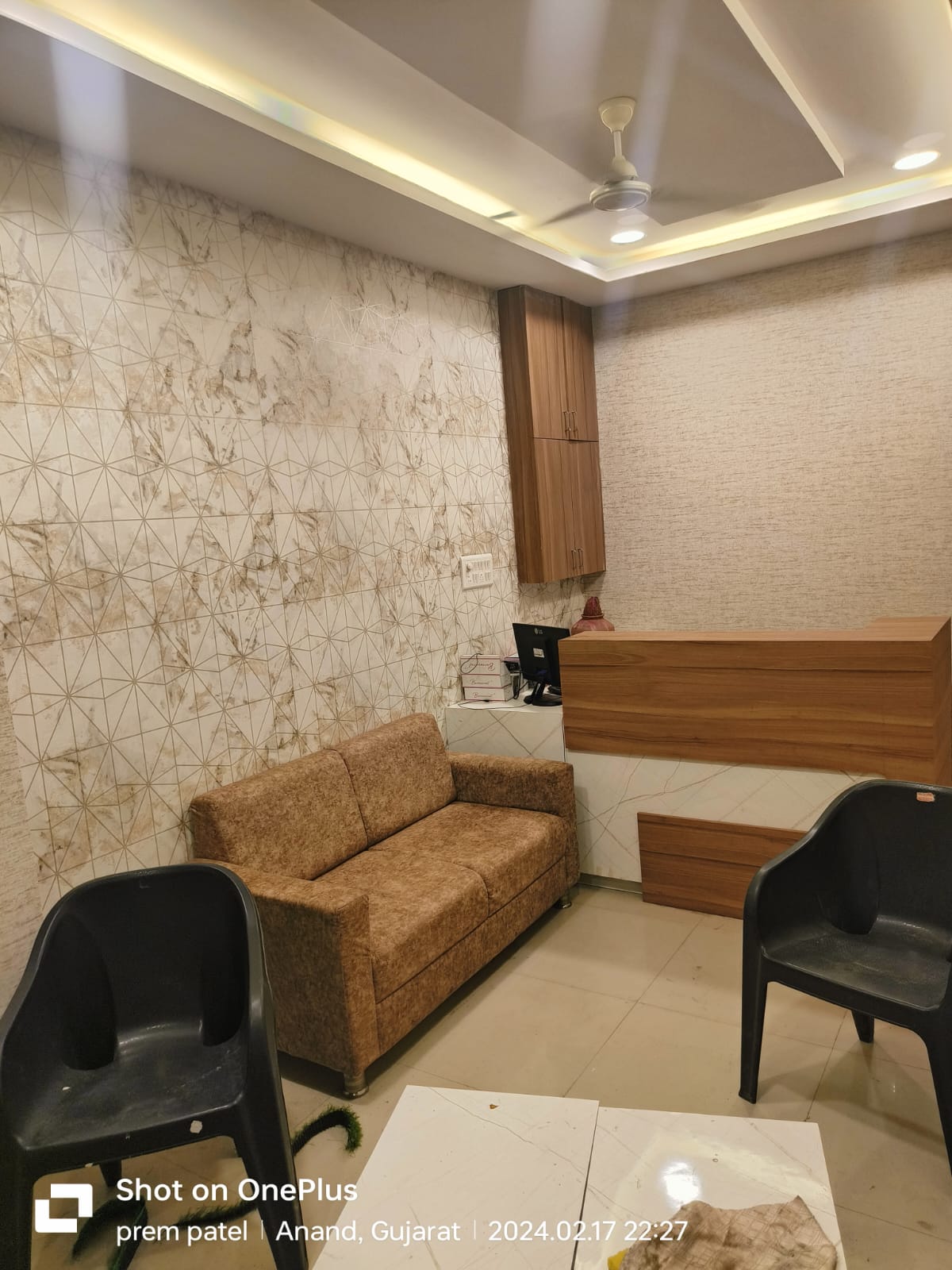 Hotel VR Inn - Tap to explore photos