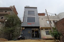 Hotel Shriji Nikunj