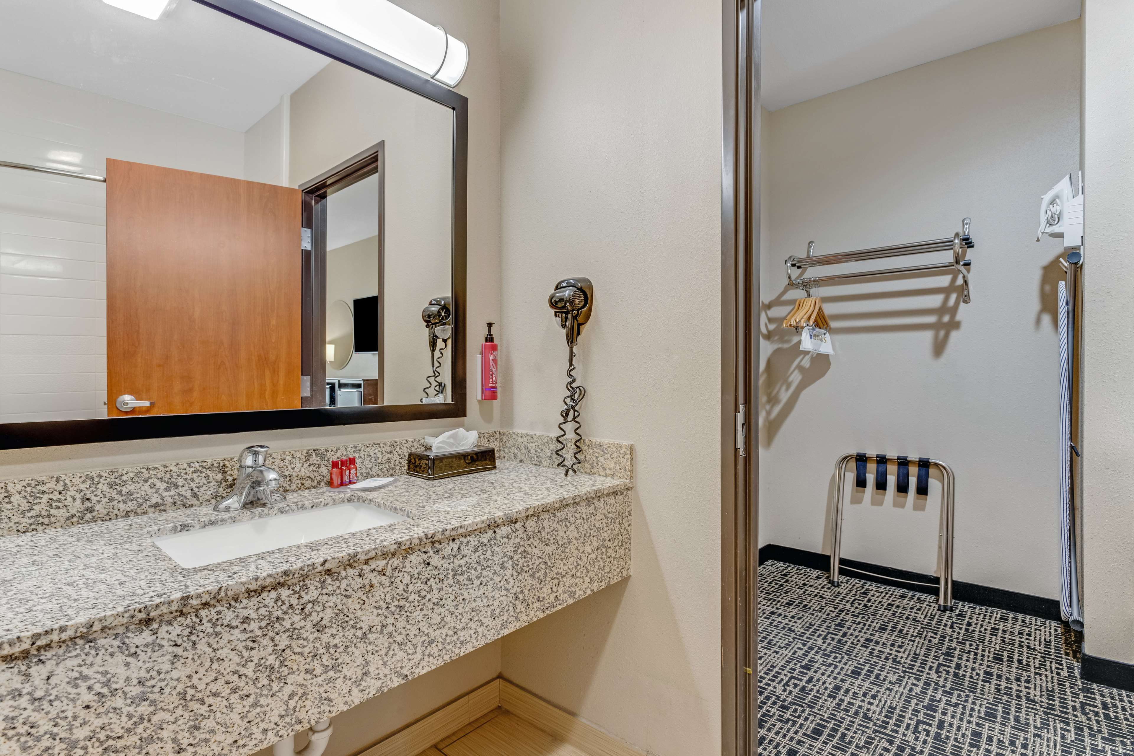 SureStay Plus Hotel by Best Western Owasso Tulsa North - Tap to explore photos