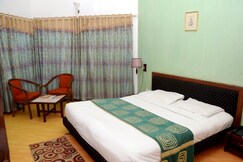 Rooms of Hotel Crescent Resorts and Club