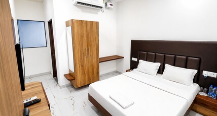 Shri Kunj Hotel & Restaurant Room Type - STANDARD ROOM