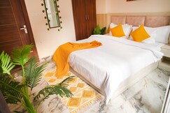 Dharm escapes Cozy 1BHK Balcony stay