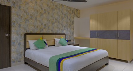 Treebo Su Casa Grand Room Type - Superior Room