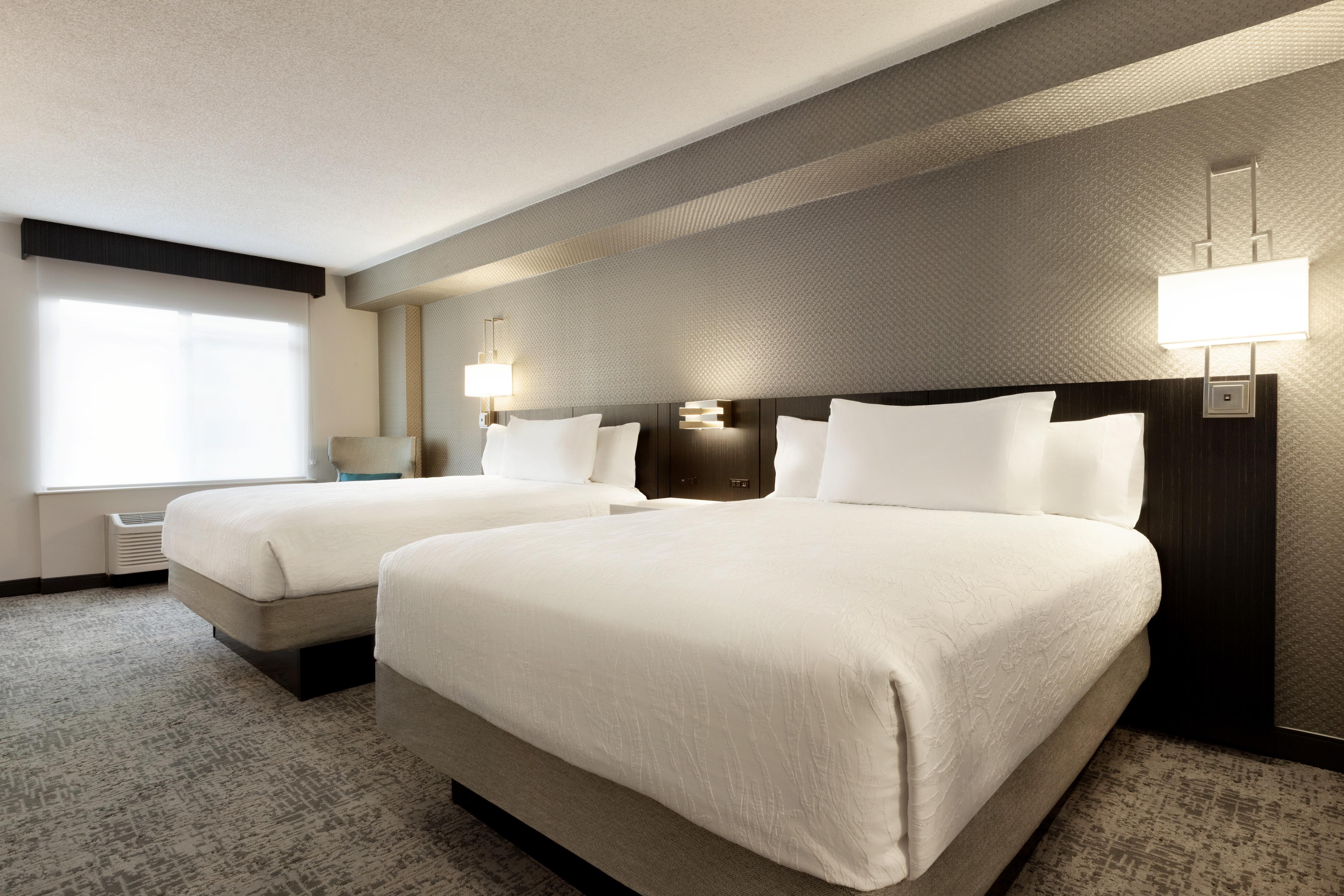 Hilton Garden Inn Washington DC Downtown - Tap to explore photos