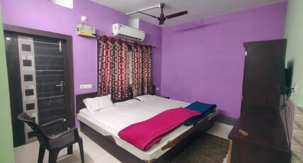 HOTEL GANPATI INN Room Type - FOUR BED ROOM