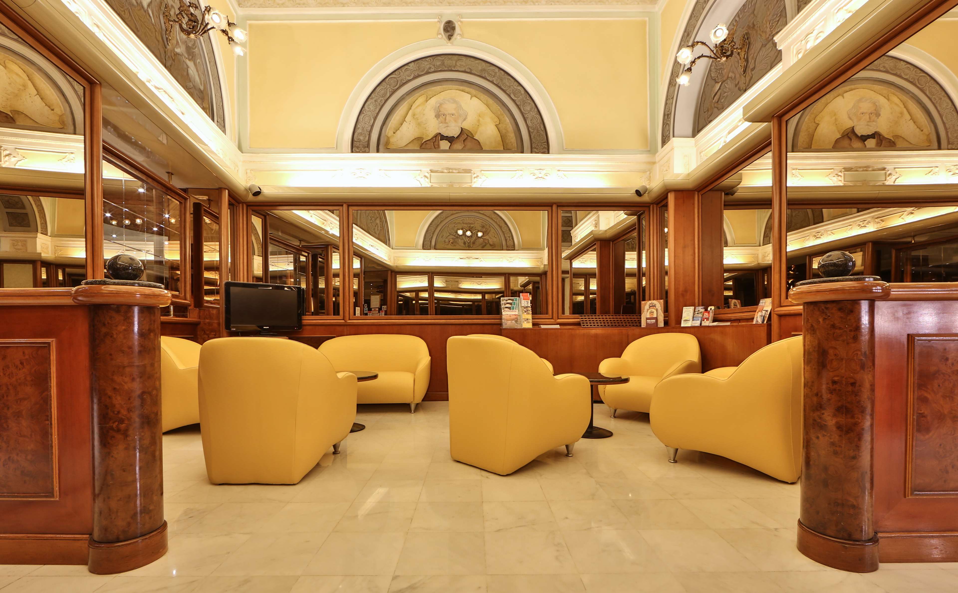 Main gallery
