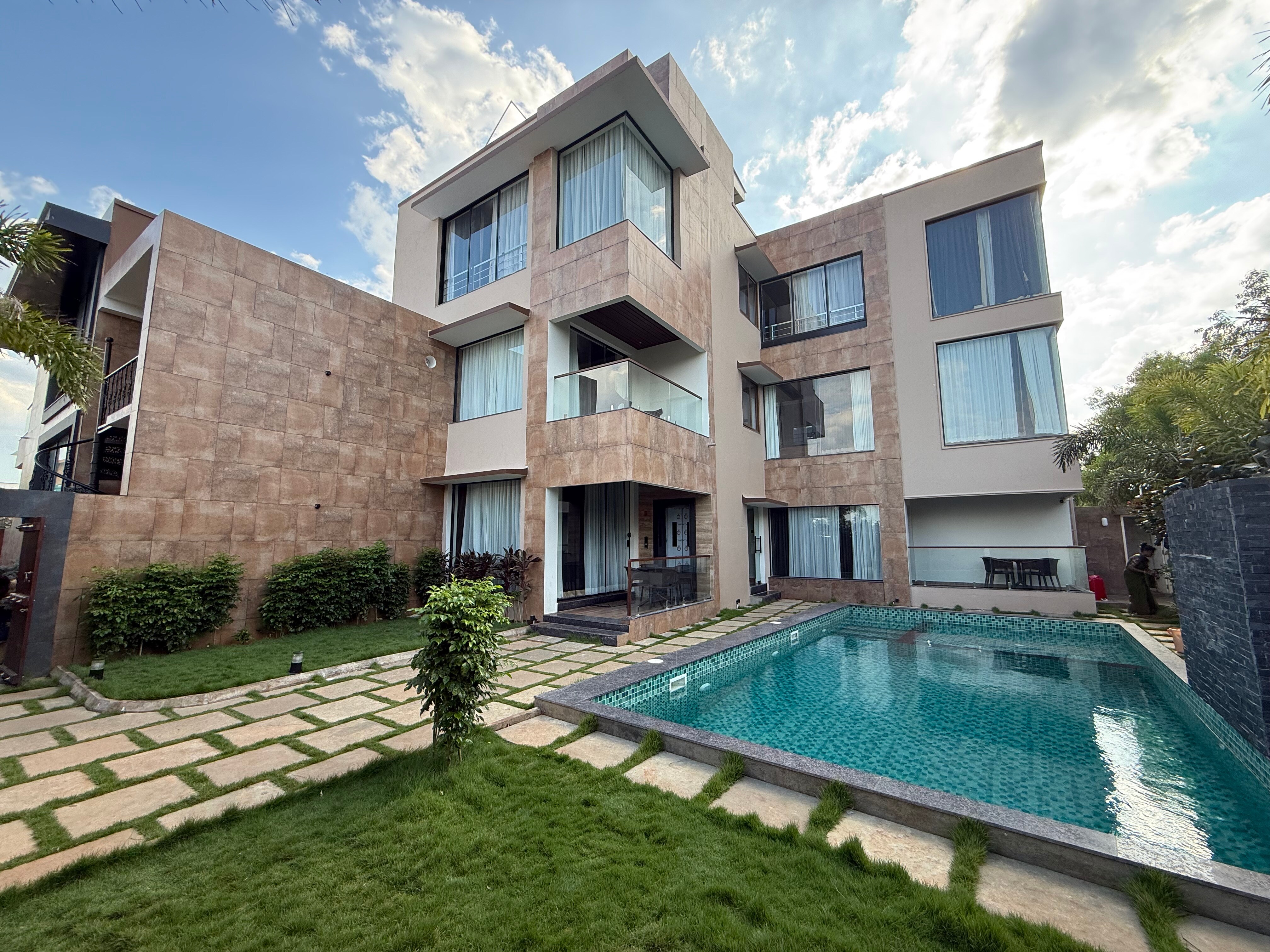 Samudhra Beach Villa Mahabalipuram - Tap to explore photos