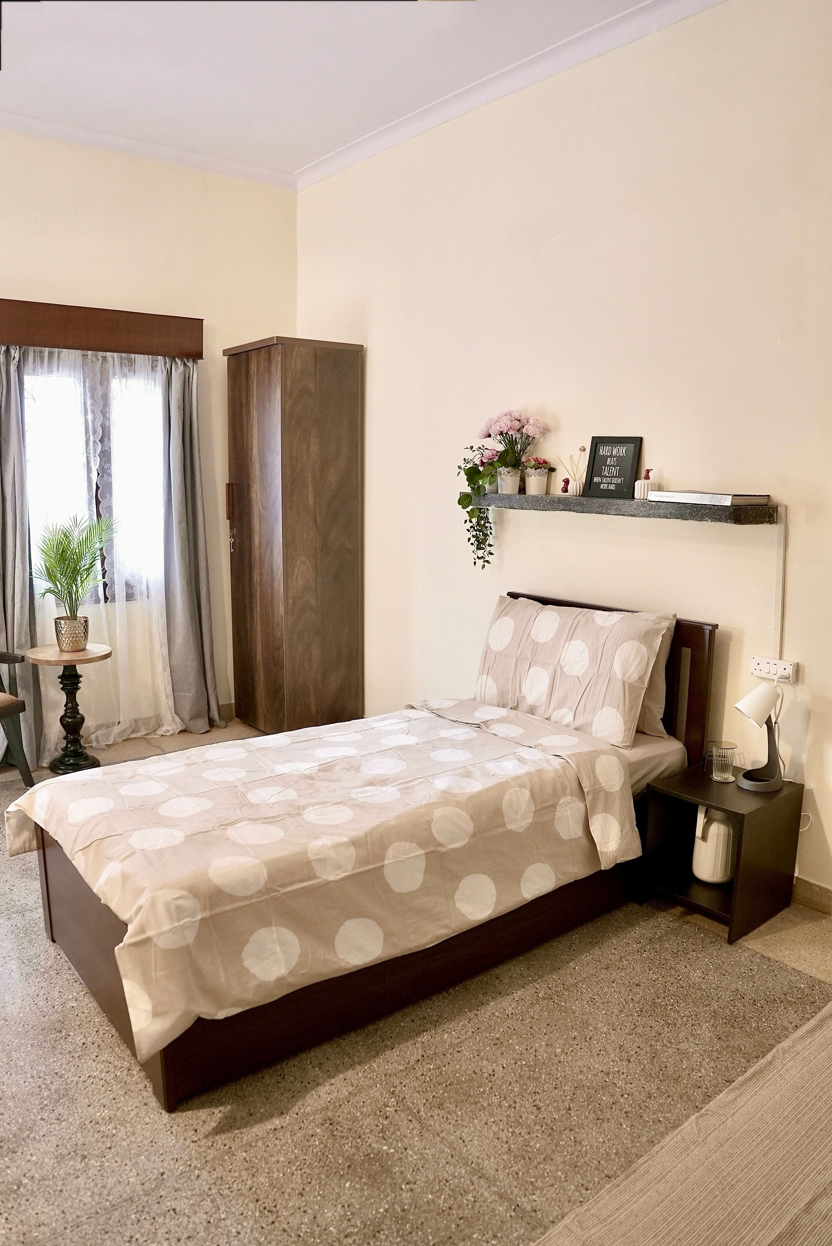 BACKPACKERS DEN CHANDIGARH - Tap to explore photos