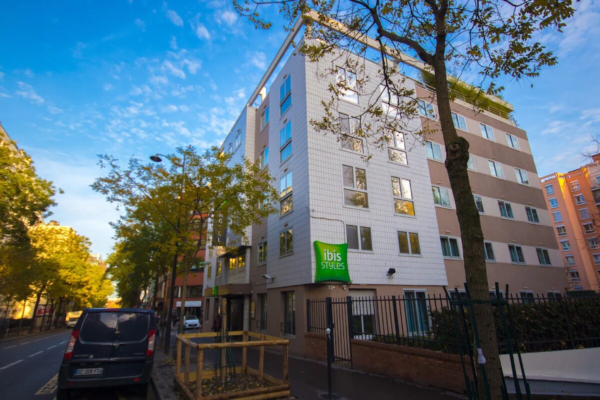 ibis Styles Paris Tolbiac Bibliotheque - Tap to explore photos