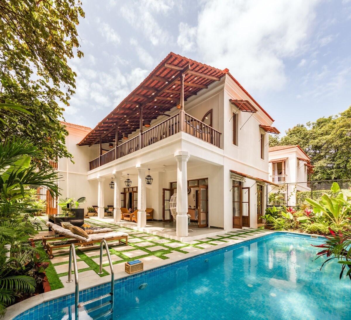 La Morena by The Blue Kite - 4BHK Villa with Private Pool & Caretaker close to Jamun Cafe (02) - Tap to explore photos