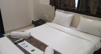 Everest Inn Room Type - Standard Non Ac Room